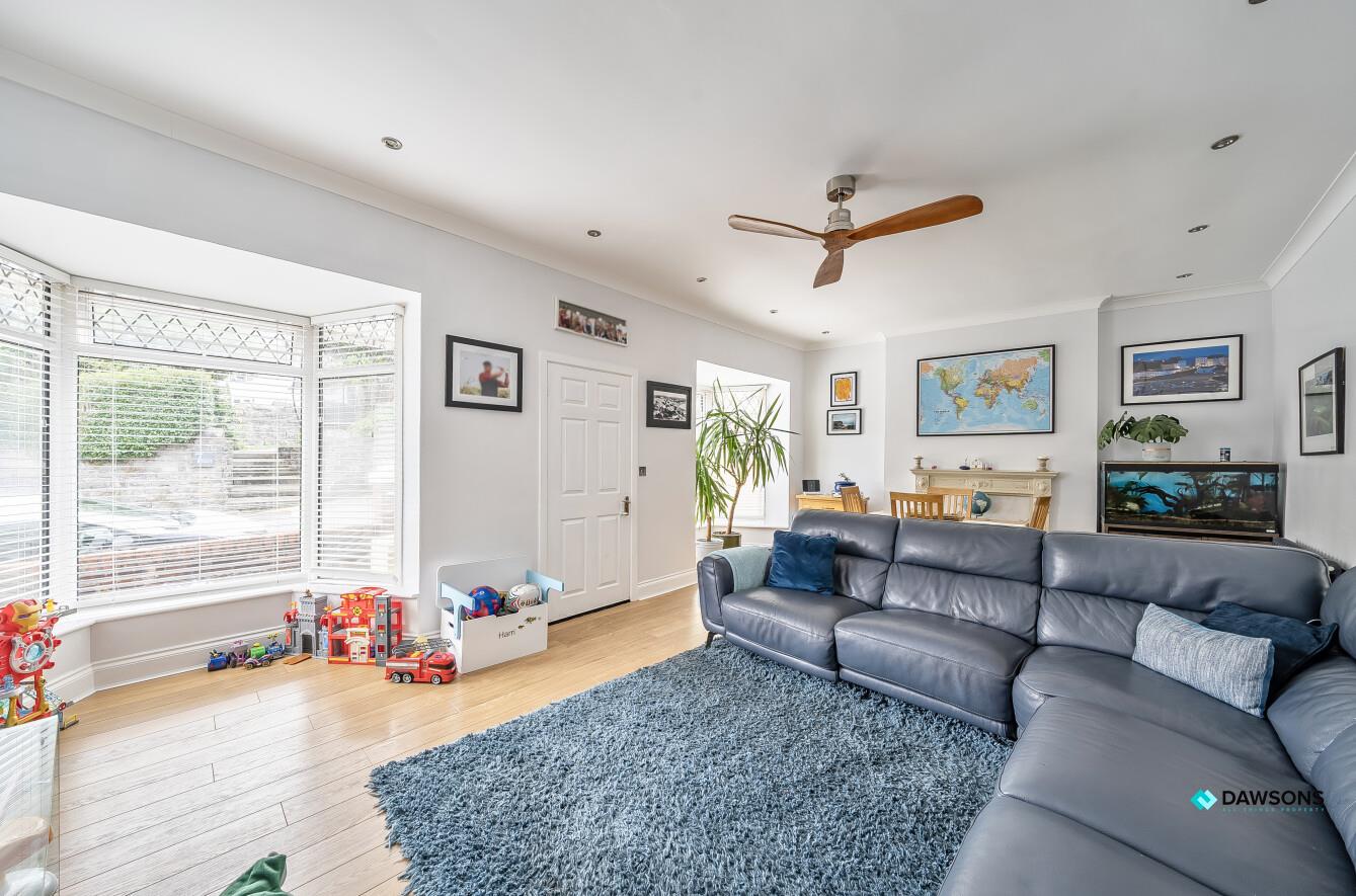 Myrtle Terrace, Mumbles, Swansea, SA3 4DT